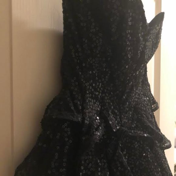 Betsey Johnson Dress - Picture 4 of 8